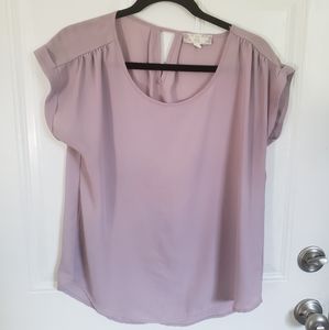 Lavendar short sleeve blouse